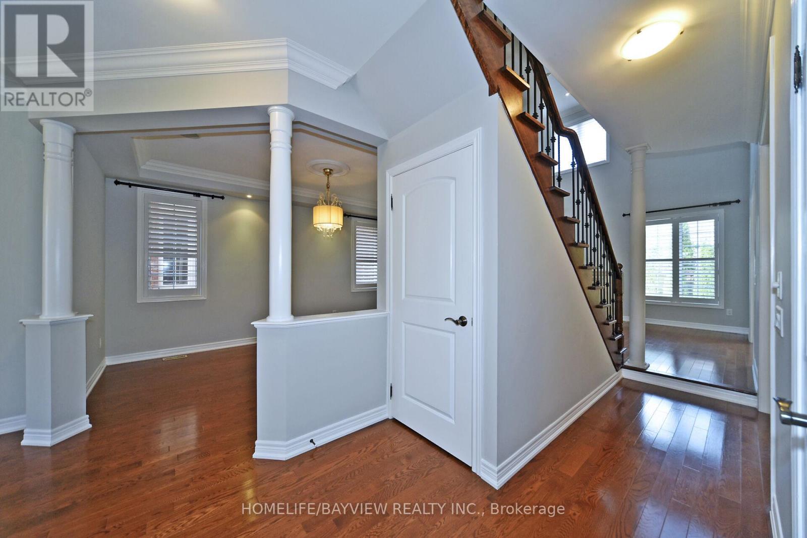 34 Lady Valentina Avenue, Vaughan, Ontario  L6A 0E4 - Photo 14 - N12406275