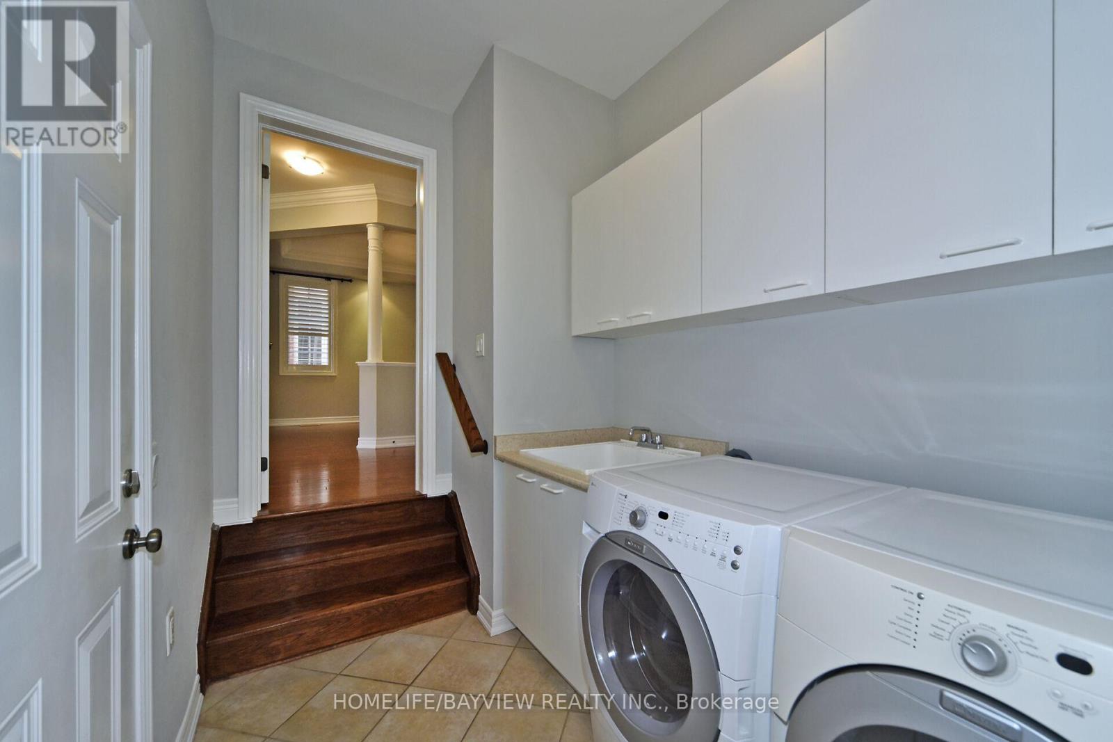 34 Lady Valentina Avenue, Vaughan, Ontario  L6A 0E4 - Photo 13 - N12406275