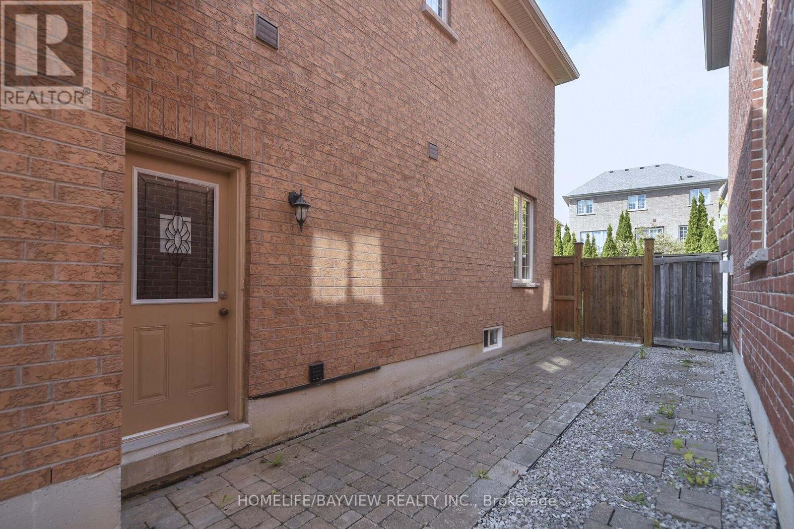 34 Lady Valentina Avenue, Vaughan, Ontario  L6A 0E4 - Photo 47 - N12406275