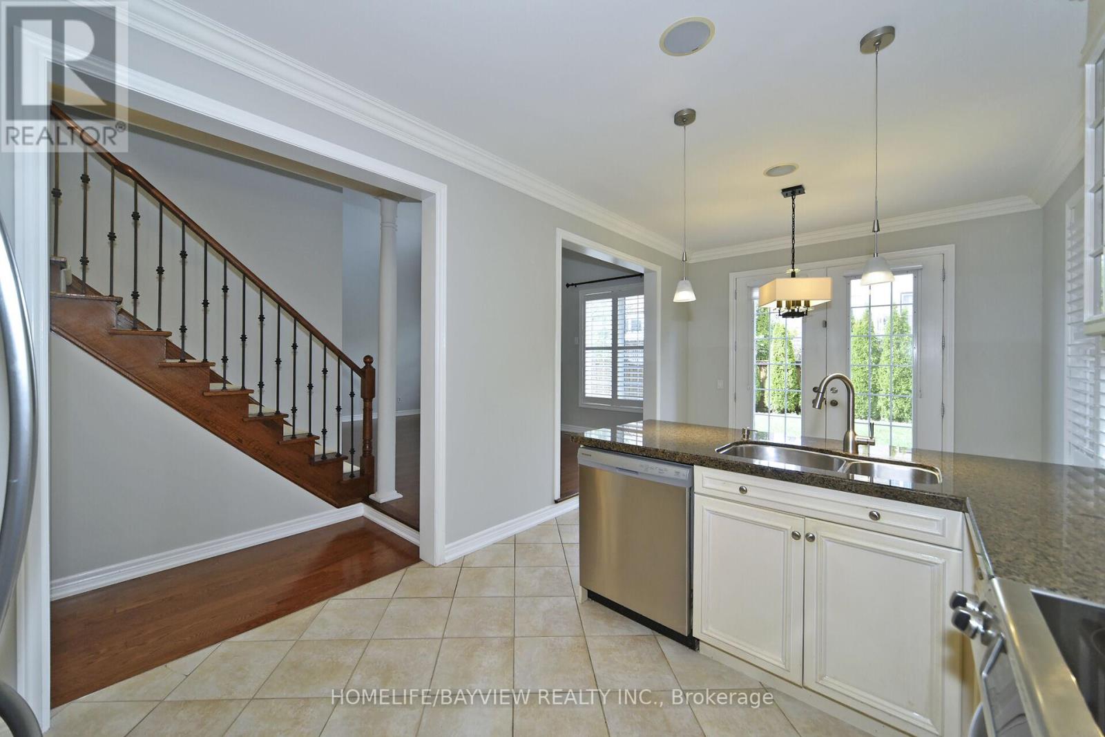 34 Lady Valentina Avenue, Vaughan, Ontario  L6A 0E4 - Photo 25 - N12406275
