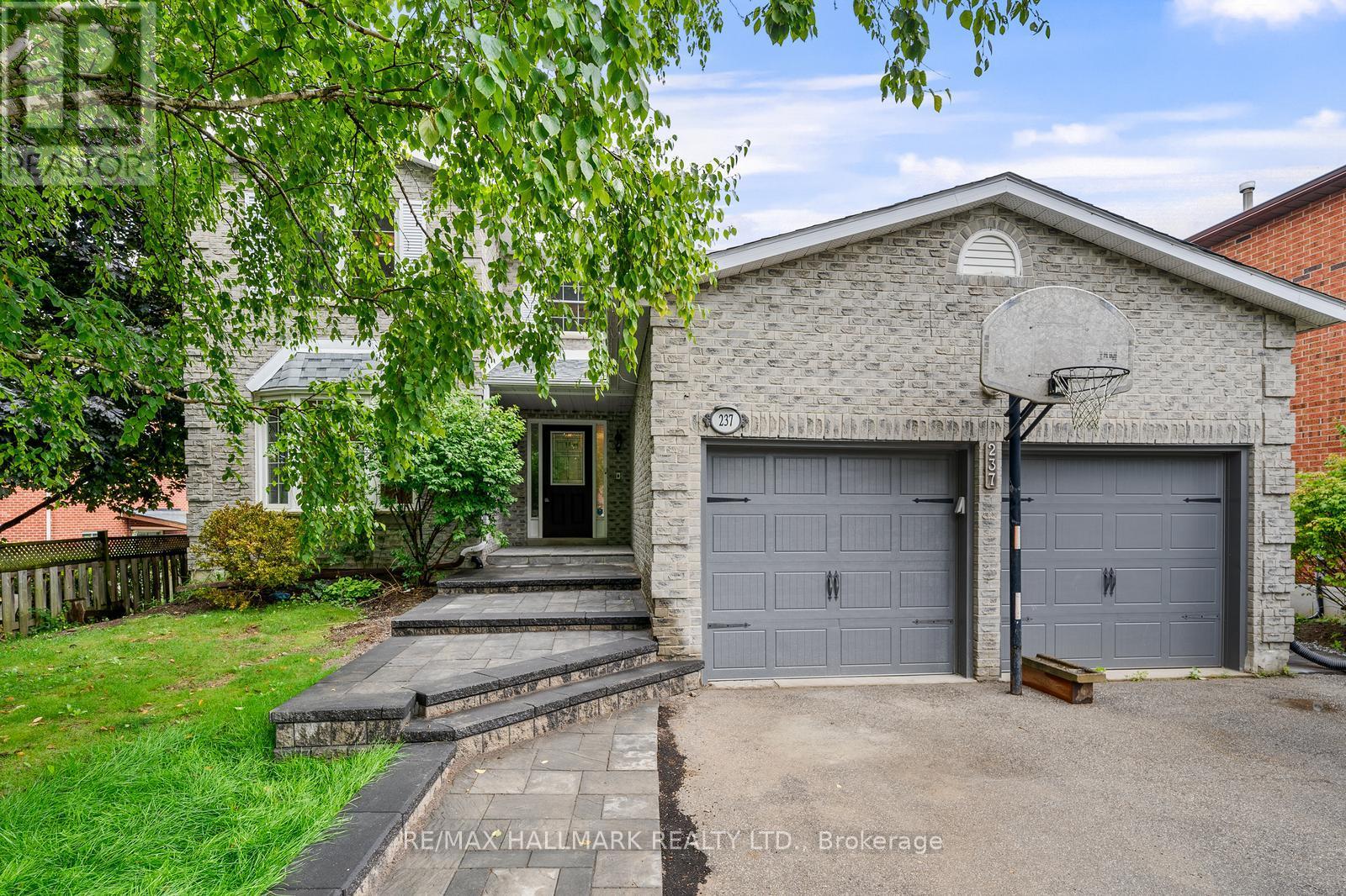 GROUND - 237 OSMOND CRESCENT, Newmarket, Ontario