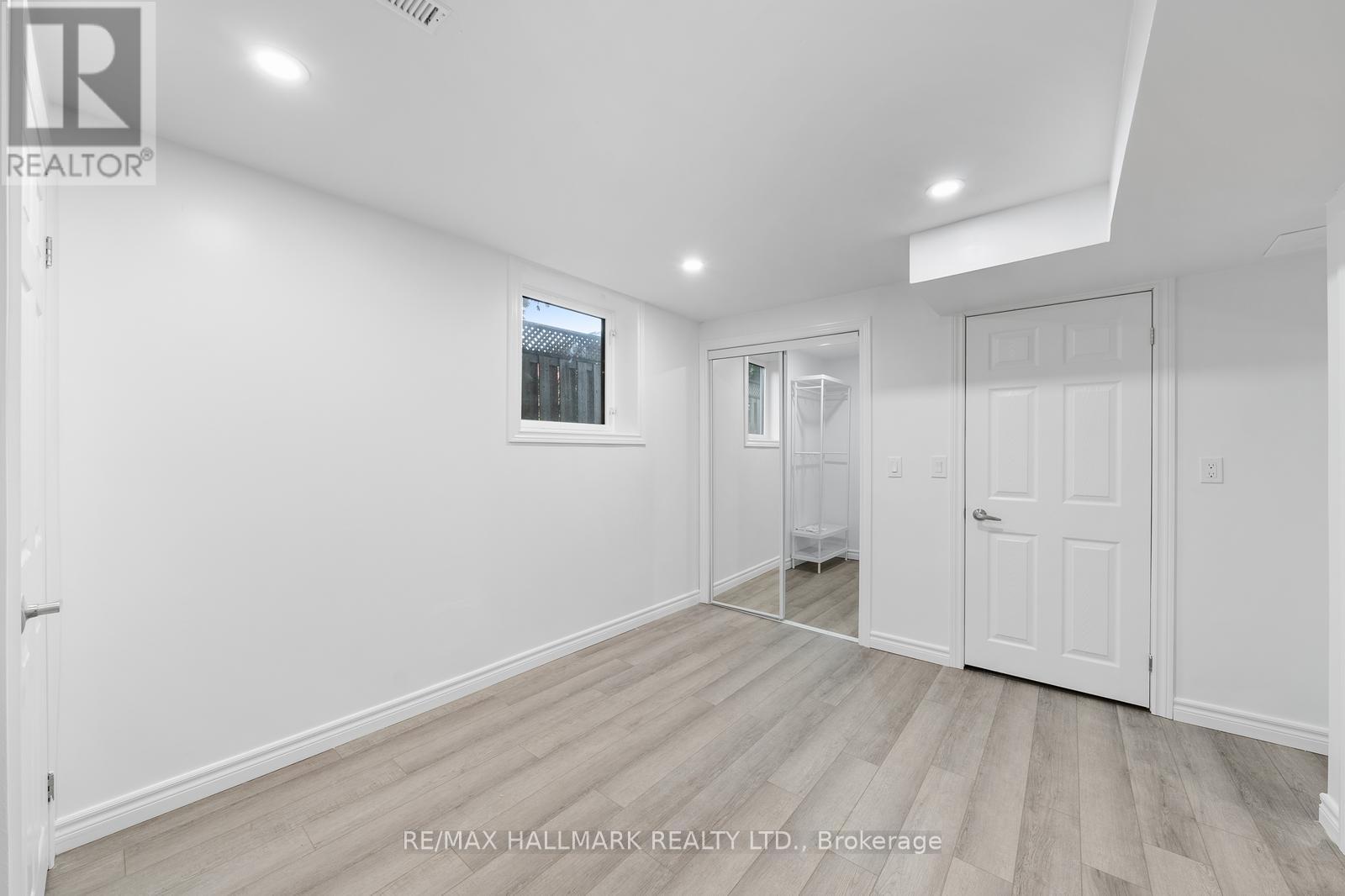 Ground - 237 Osmond Crescent, Newmarket, Ontario  L3Y 7L3 - Photo 12 - N12446194