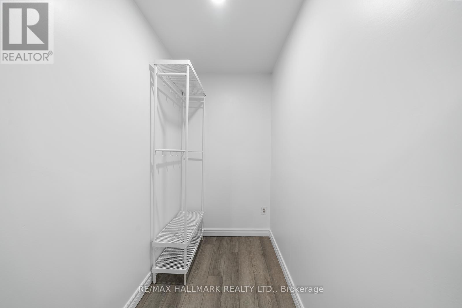 Ground - 237 Osmond Crescent, Newmarket, Ontario  L3Y 7L3 - Photo 13 - N12446194