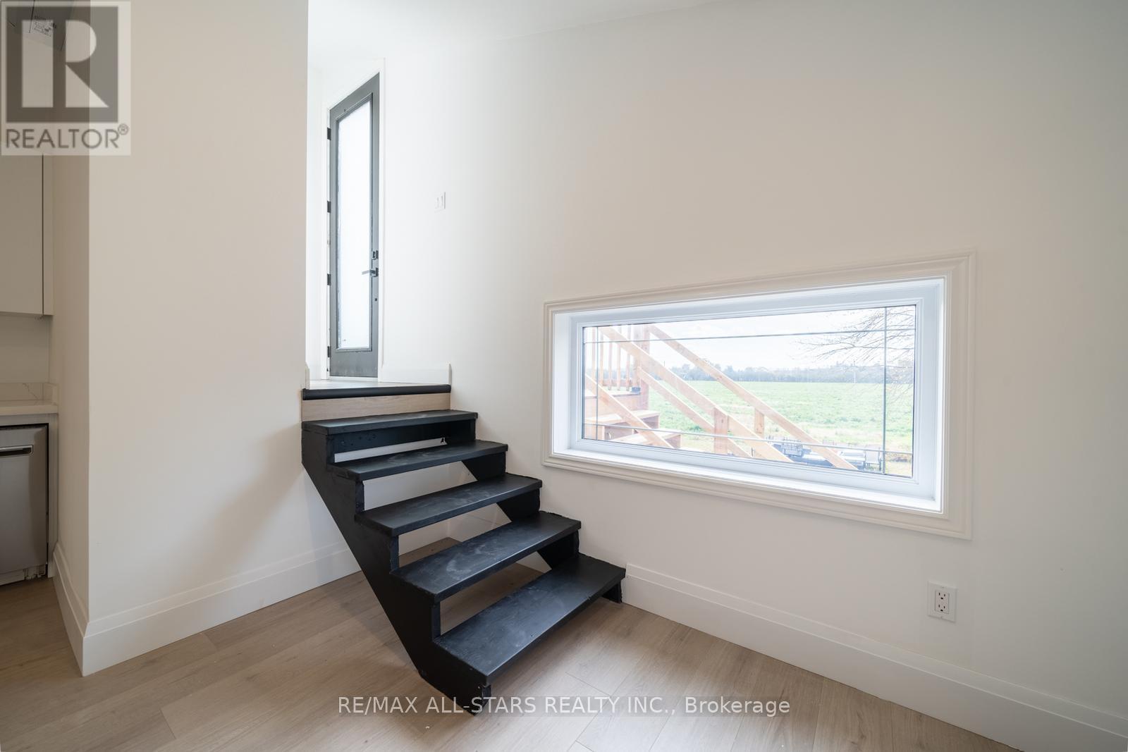 12991 Warden Avenue, Whitchurch-Stouffville, Ontario  L4A 4L1 - Photo 10 - N12446203