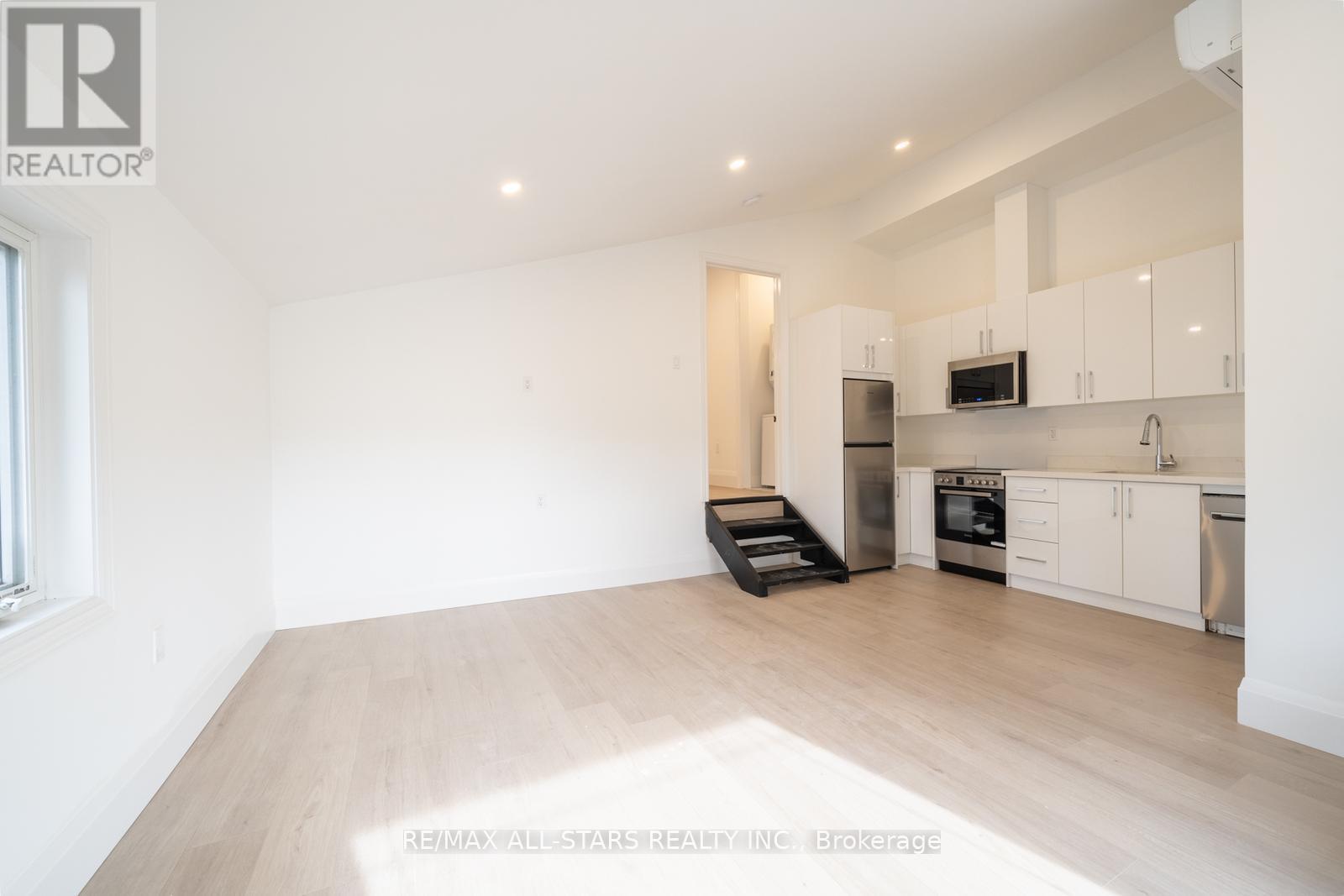 12991 Warden Avenue, Whitchurch-Stouffville, Ontario  L4A 4L1 - Photo 11 - N12446203