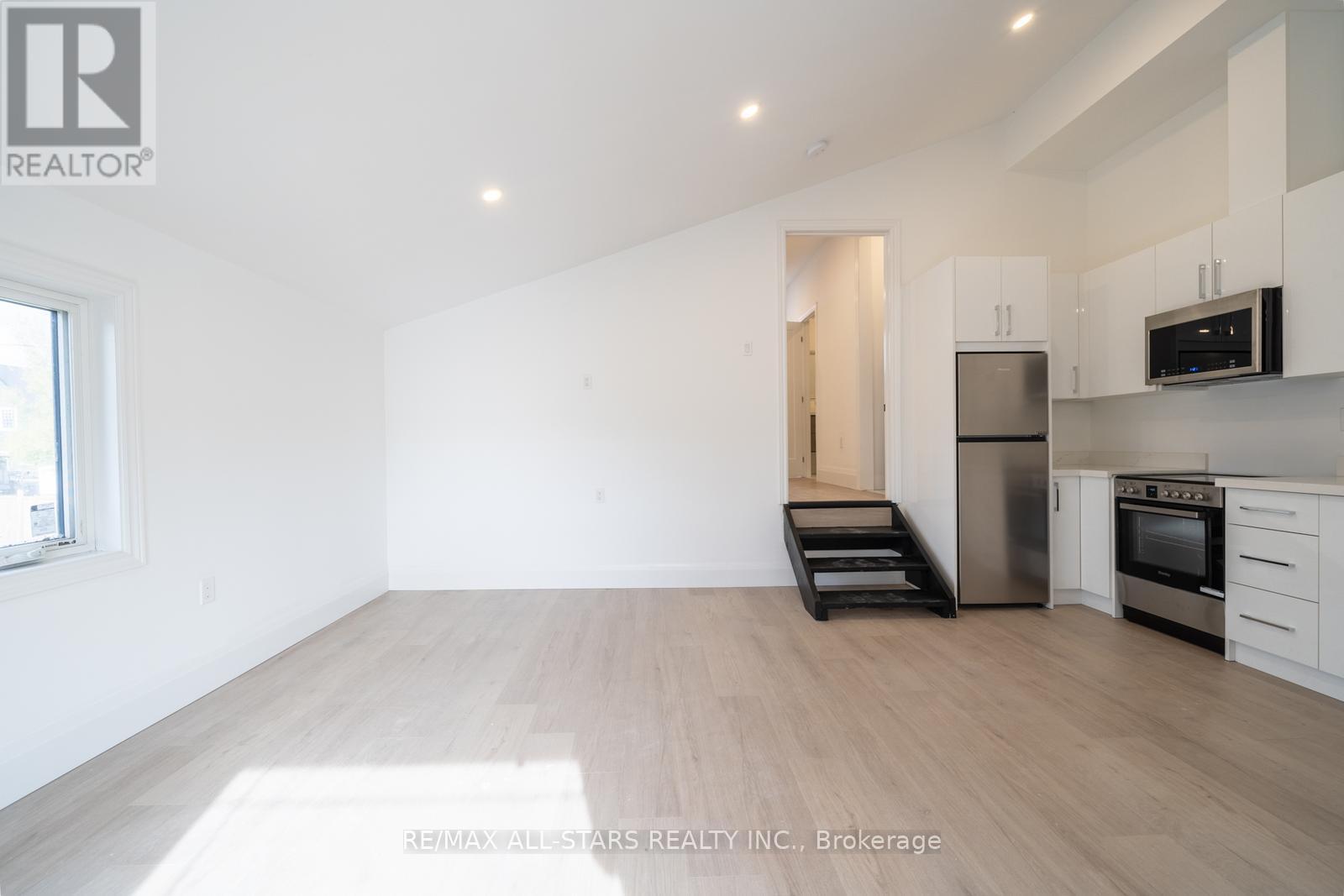 12991 Warden Avenue, Whitchurch-Stouffville, Ontario  L4A 4L1 - Photo 13 - N12446203