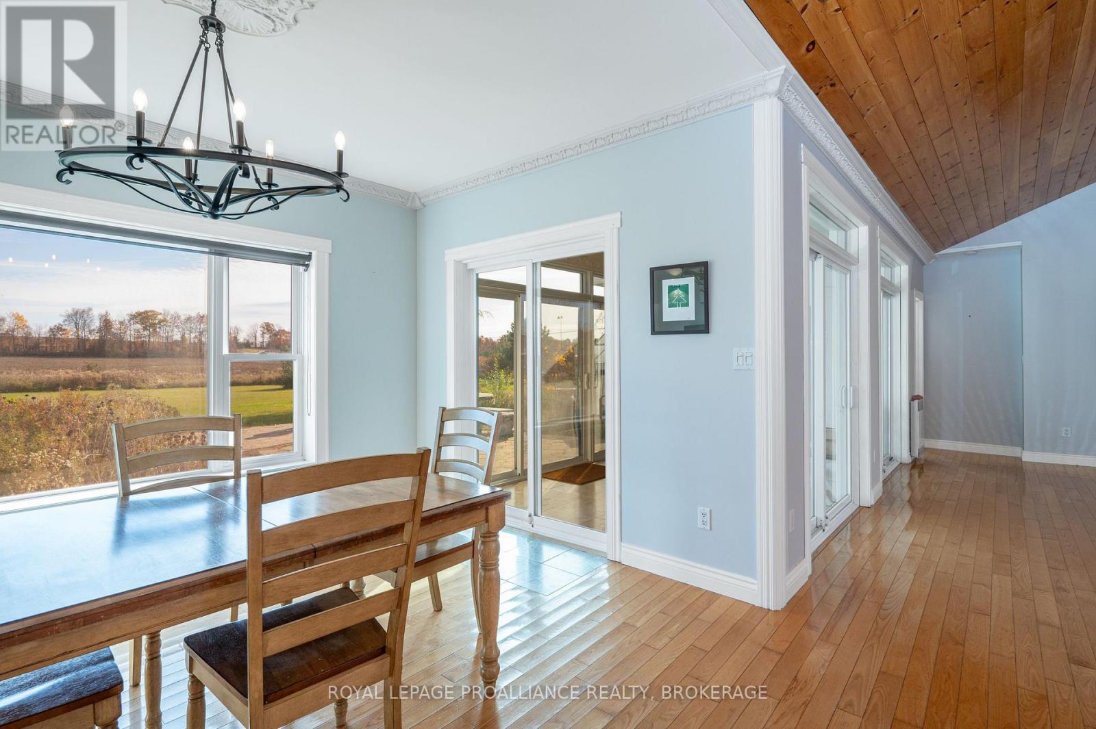 10 North Shore Road, Frontenac Islands, Ontario  K7G 2V6 - Photo 10 - X12446251