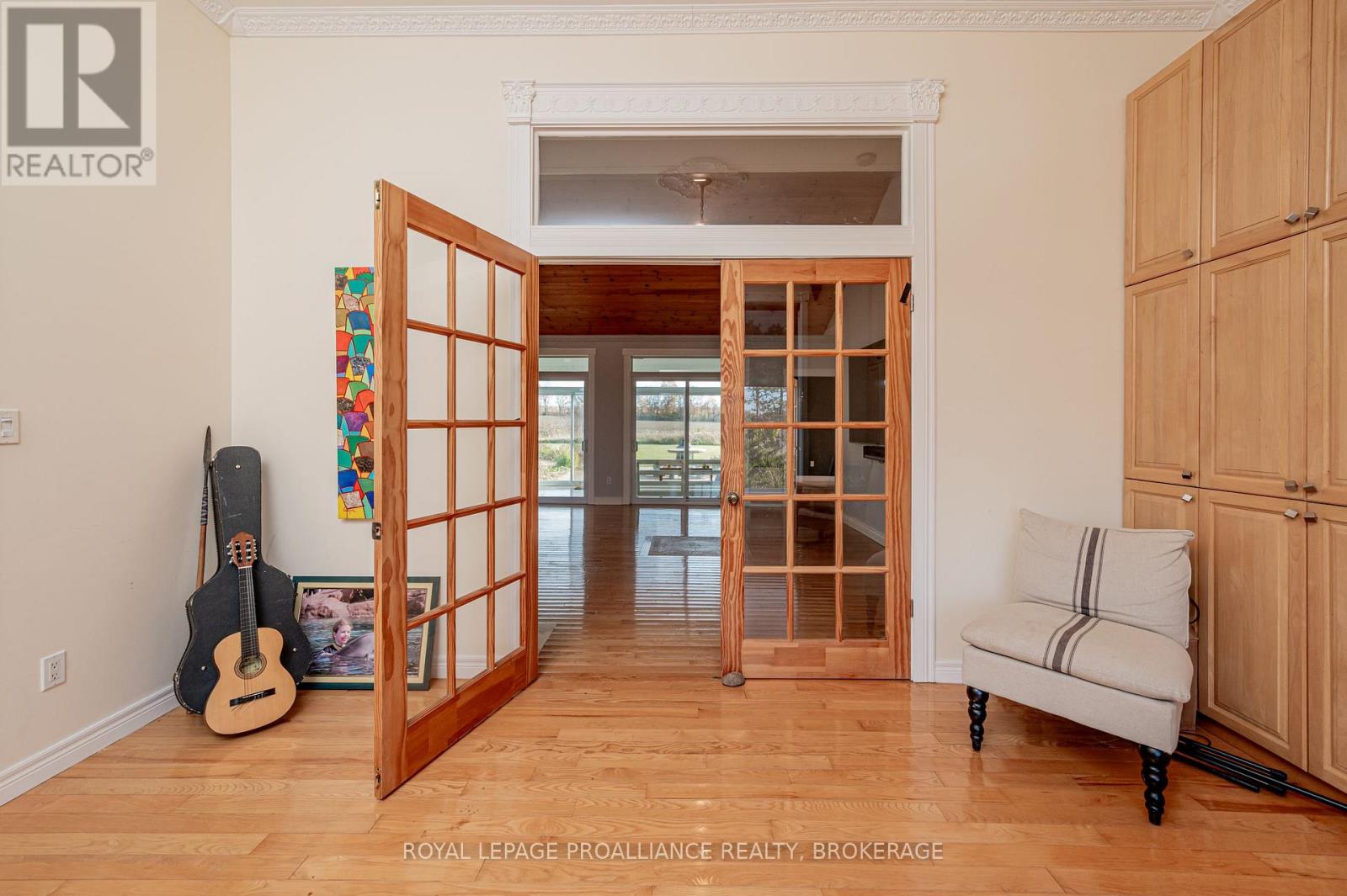 10 North Shore Road, Frontenac Islands, Ontario  K7G 2V6 - Photo 14 - X12446251