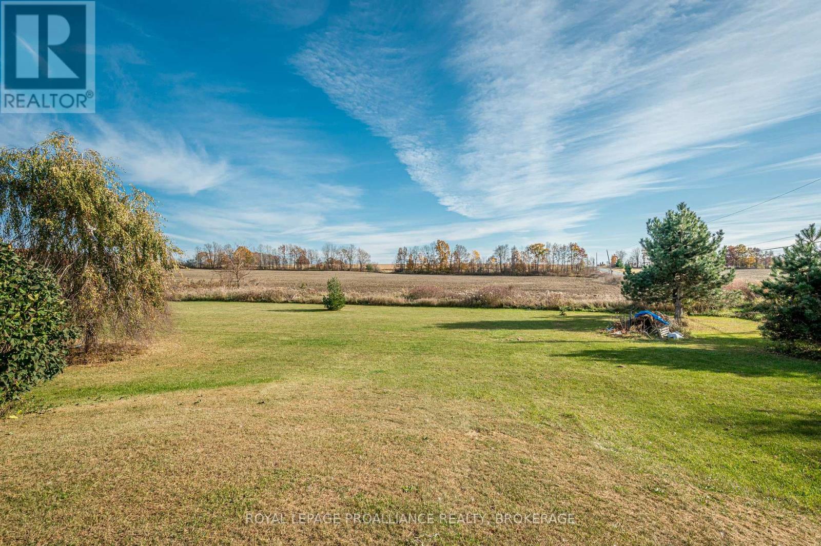 10 North Shore Road, Frontenac Islands, Ontario  K7G 2V6 - Photo 23 - X12446251