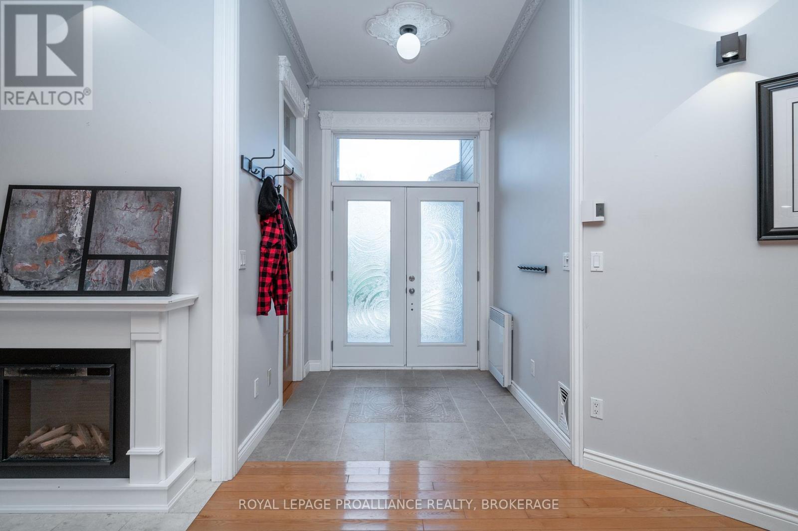 10 North Shore Road, Frontenac Islands, Ontario  K7G 2V6 - Photo 4 - X12446251