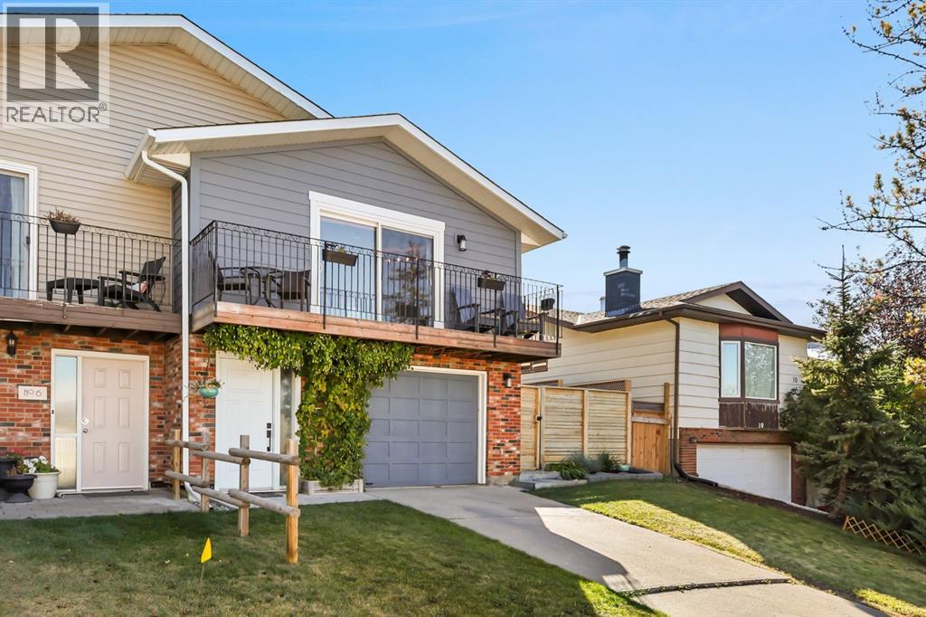 8 Cascade Place, Cochrane, Alberta  T4C 1G6 - Photo 3 - A2262211