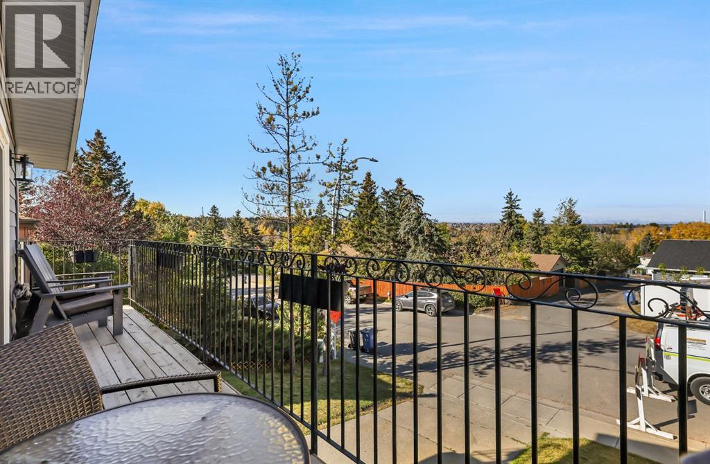 8 Cascade Place, Cochrane, Alberta  T4C 1G6 - Photo 6 - A2262211