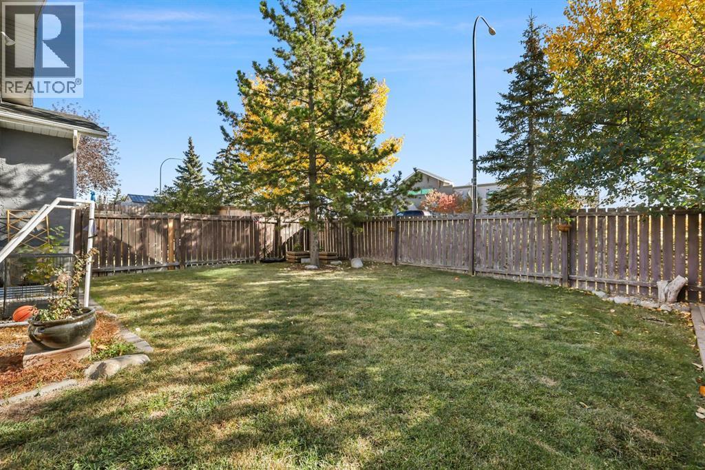 8 Cascade Place, Cochrane, Alberta  T4C 1G6 - Photo 34 - A2262211