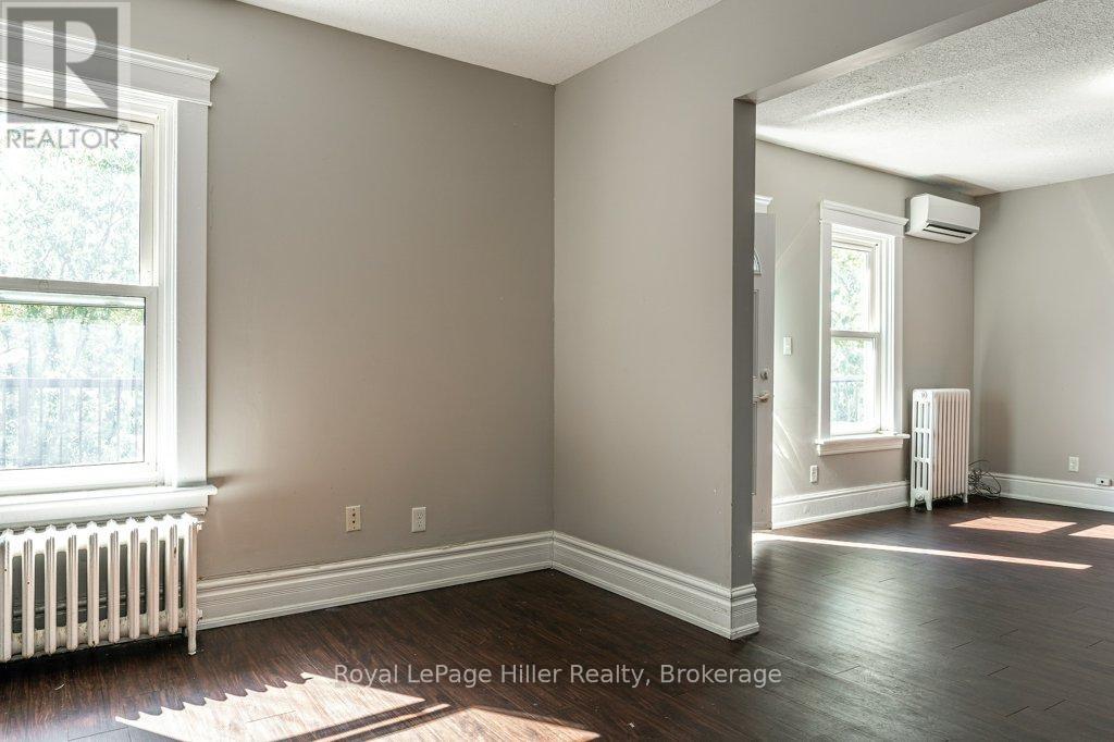 112 Huron Street, Stratford, Ontario  N5A 5S6 - Photo 15 - X12446246