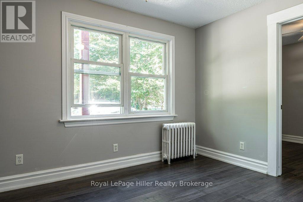 112 Huron Street, Stratford, Ontario  N5A 5S6 - Photo 22 - X12446246