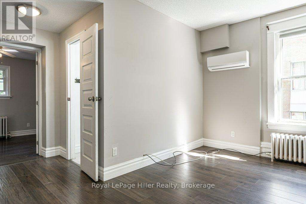 112 Huron Street, Stratford, Ontario  N5A 5S6 - Photo 27 - X12446246