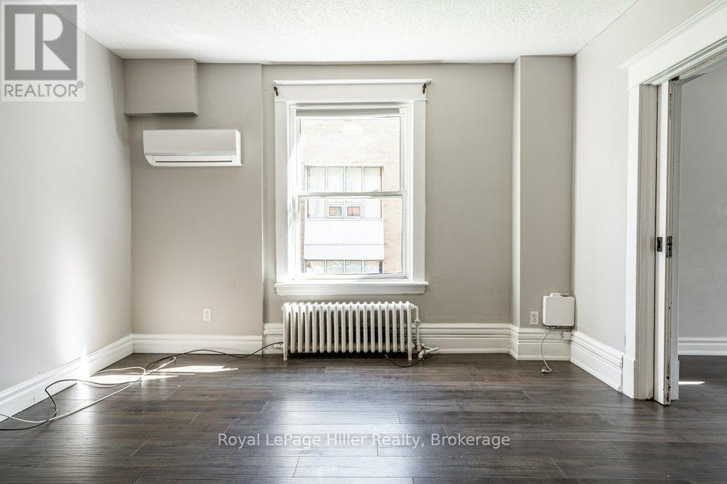 112 Huron Street, Stratford, Ontario  N5A 5S6 - Photo 28 - X12446246