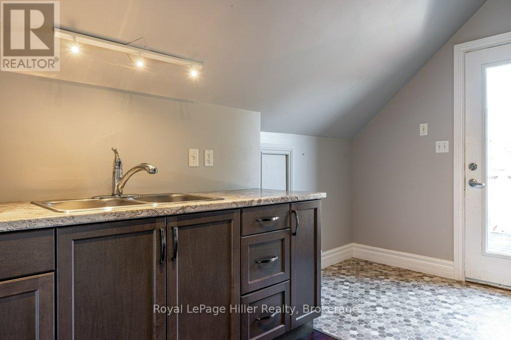 112 Huron Street, Stratford, Ontario  N5A 5S6 - Photo 43 - X12446246