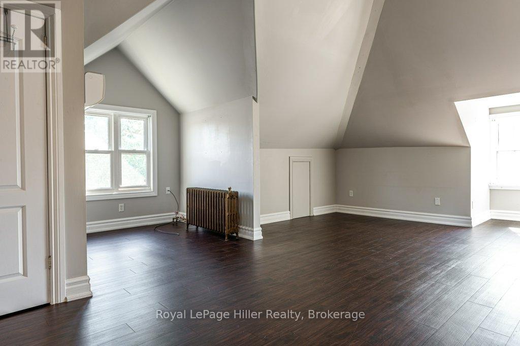 112 Huron Street, Stratford, Ontario  N5A 5S6 - Photo 44 - X12446246