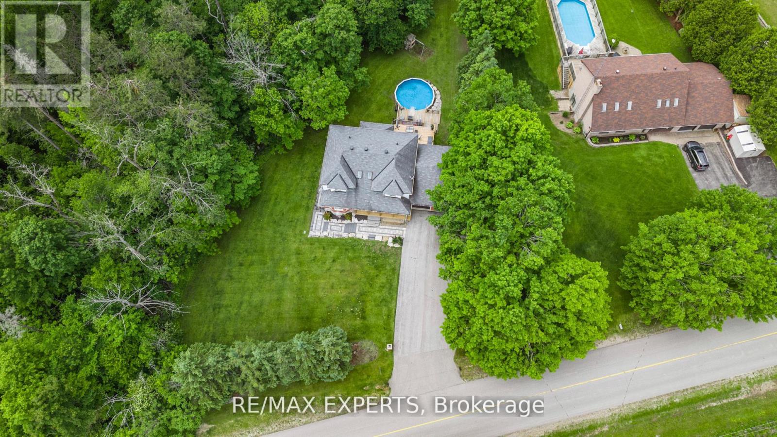 602 SCARLETT LINE, Springwater, Ontario