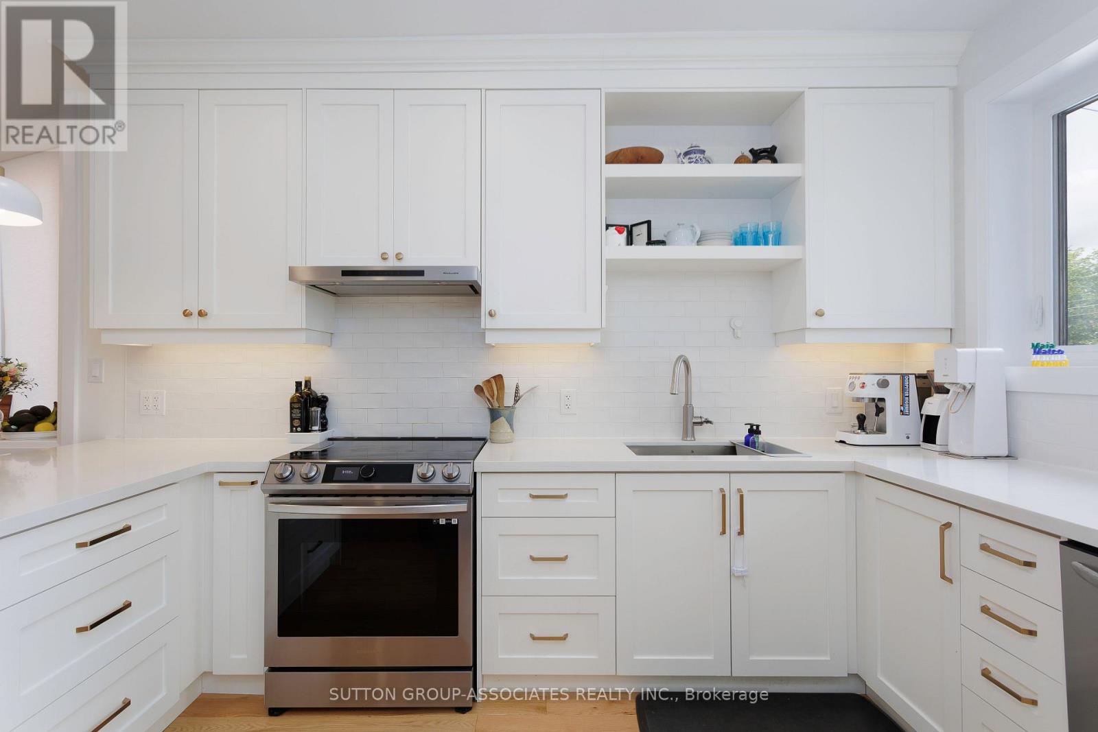 87 Peterborough Avenue, Toronto, Ontario  M6H 2L2 - Photo 14 - W12446218