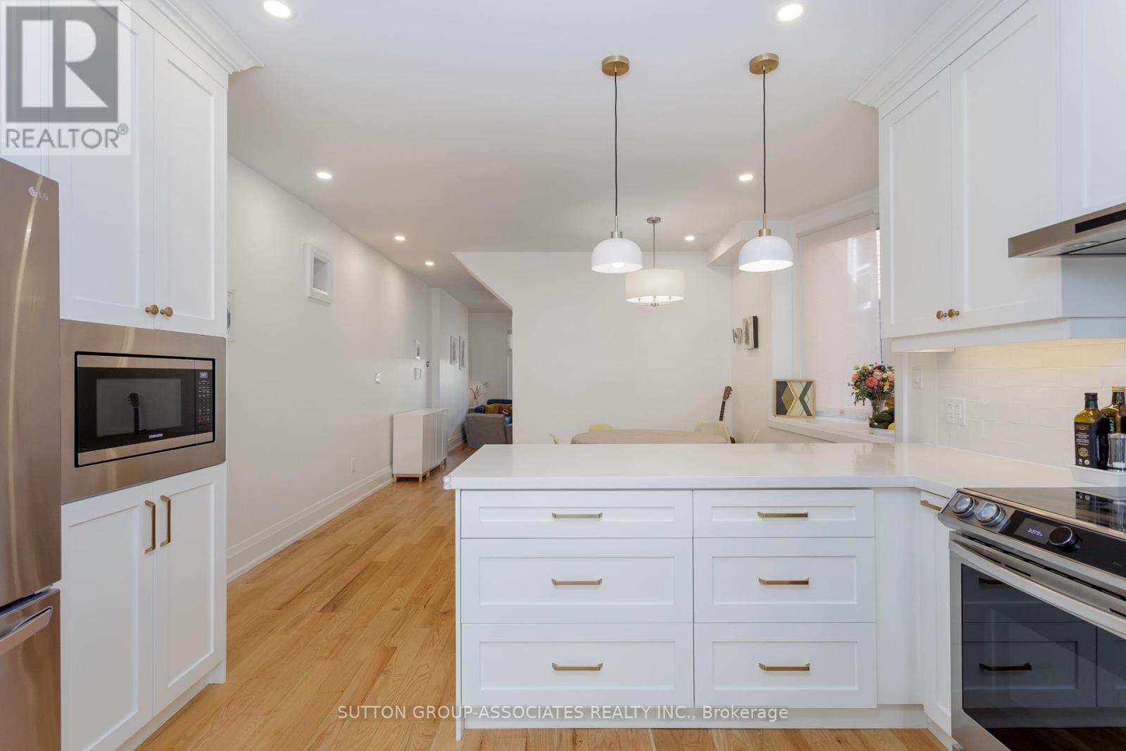 87 Peterborough Avenue, Toronto, Ontario  M6H 2L2 - Photo 16 - W12446218