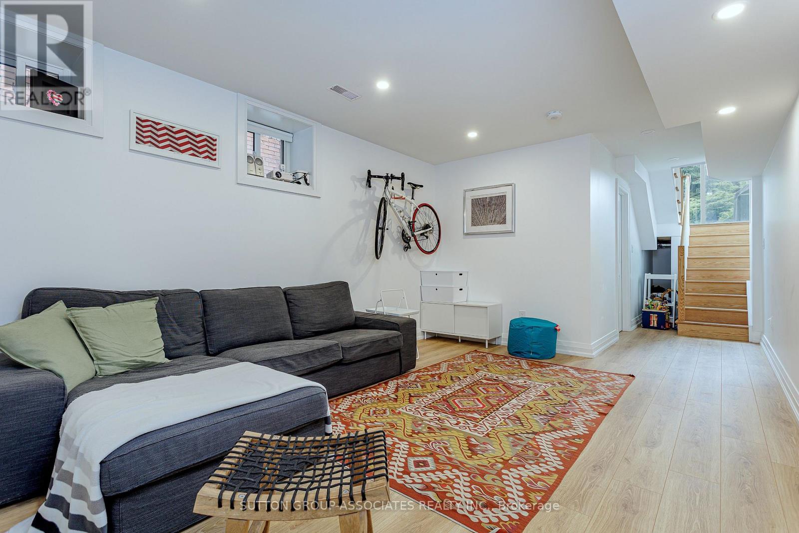 87 Peterborough Avenue, Toronto, Ontario  M6H 2L2 - Photo 28 - W12446218