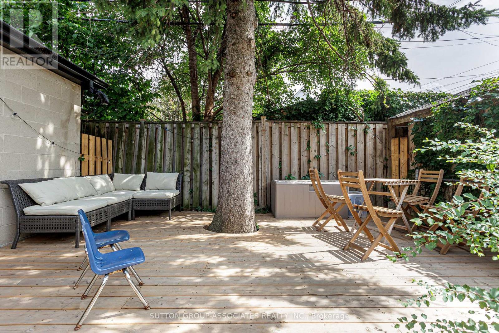 87 Peterborough Avenue, Toronto, Ontario  M6H 2L2 - Photo 35 - W12446218