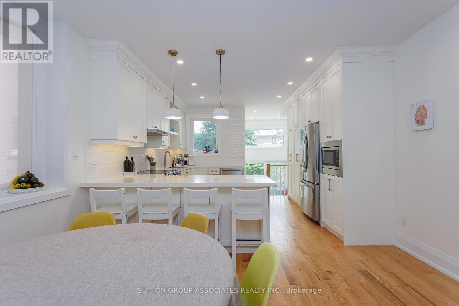 87 Peterborough Avenue, Toronto, Ontario  M6H 2L2 - Photo 9 - W12446218