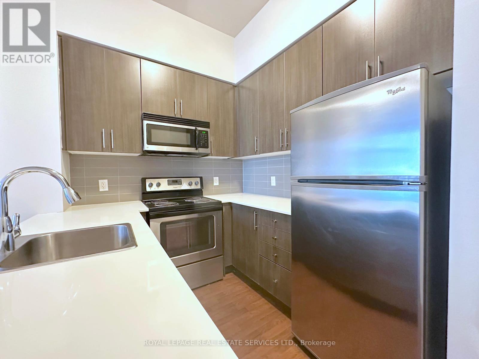 410 - 188 Clark Boulevard, Brampton, Ontario  L6T 0J2 - Photo 4 - W12446233