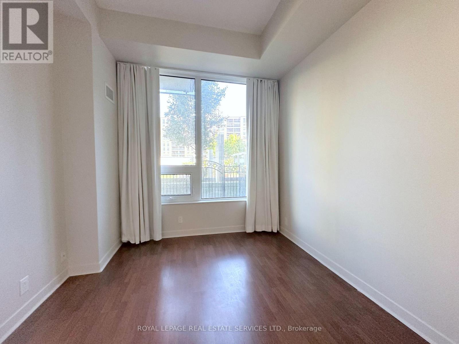 410 - 188 Clark Boulevard, Brampton, Ontario  L6T 0J2 - Photo 8 - W12446233