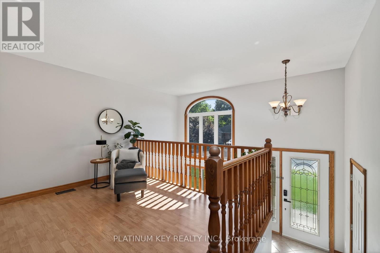 29 Dell Drive, Strathroy-Caradoc (Sw), Ontario  N7G 1C6 - Photo 8 - X12446254