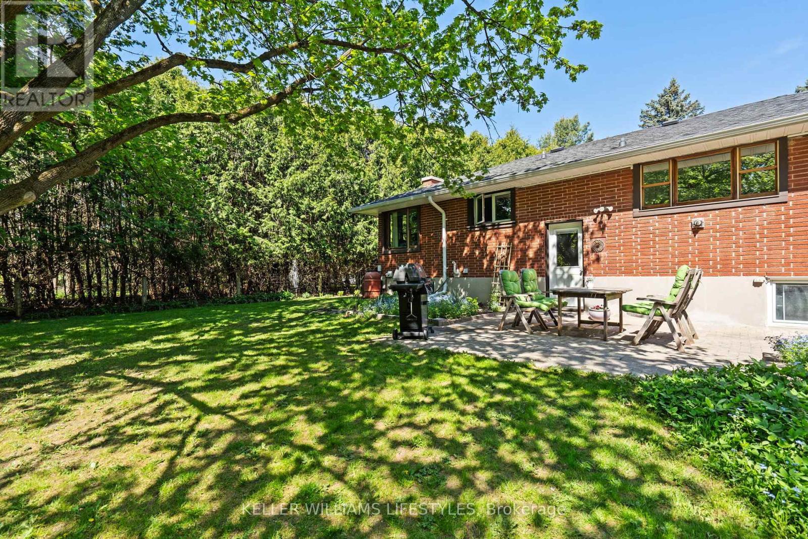 15083 Medway Road, Middlesex Centre, Ontario  N0M 1C0 - Photo 32 - X12446266