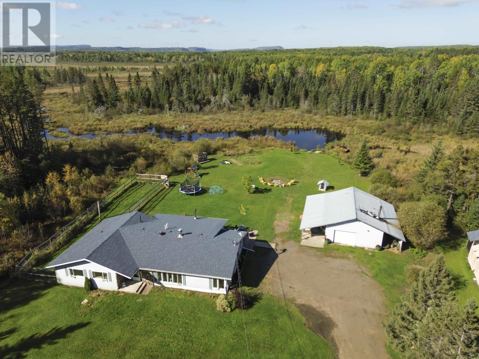 321 HWY 597, Neebing, Ontario