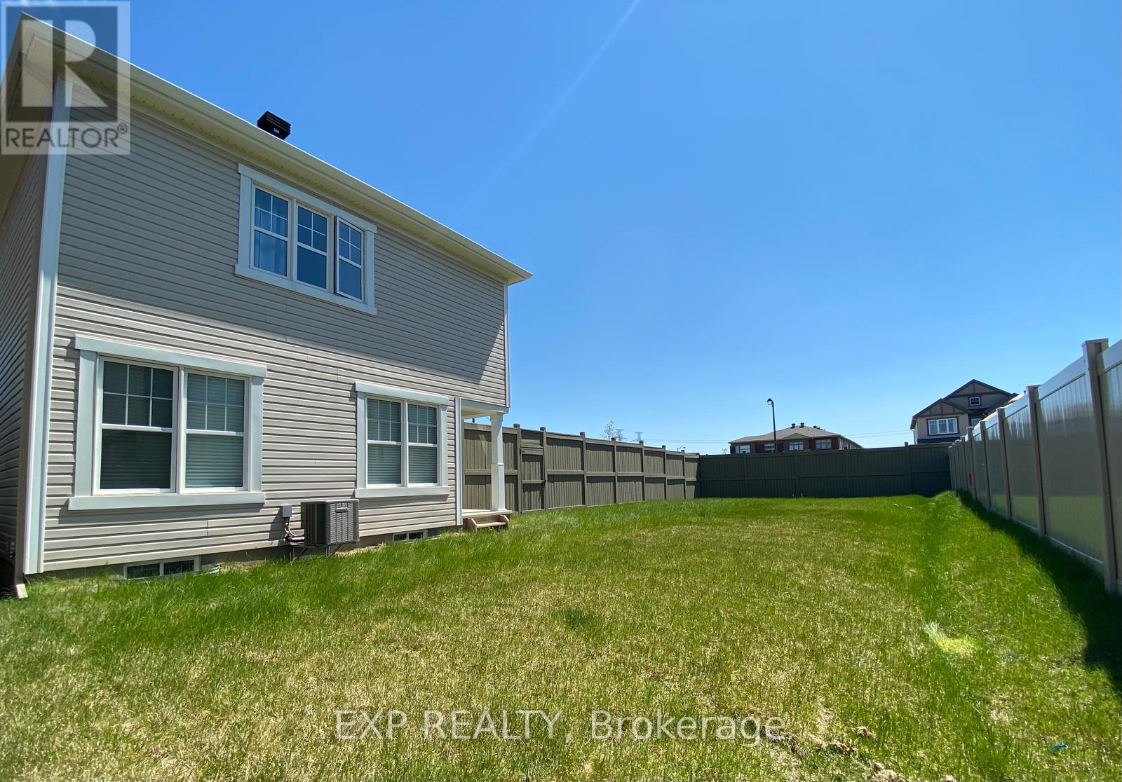 100 Cranesbill Road, Ottawa, Ontario  K2V 0J5 - Photo 2 - X12446247