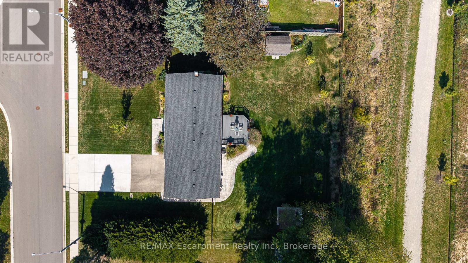 35 Tanager Drive, Tillsonburg, Ontario  N4G 1B1 - Photo 34 - X12446274