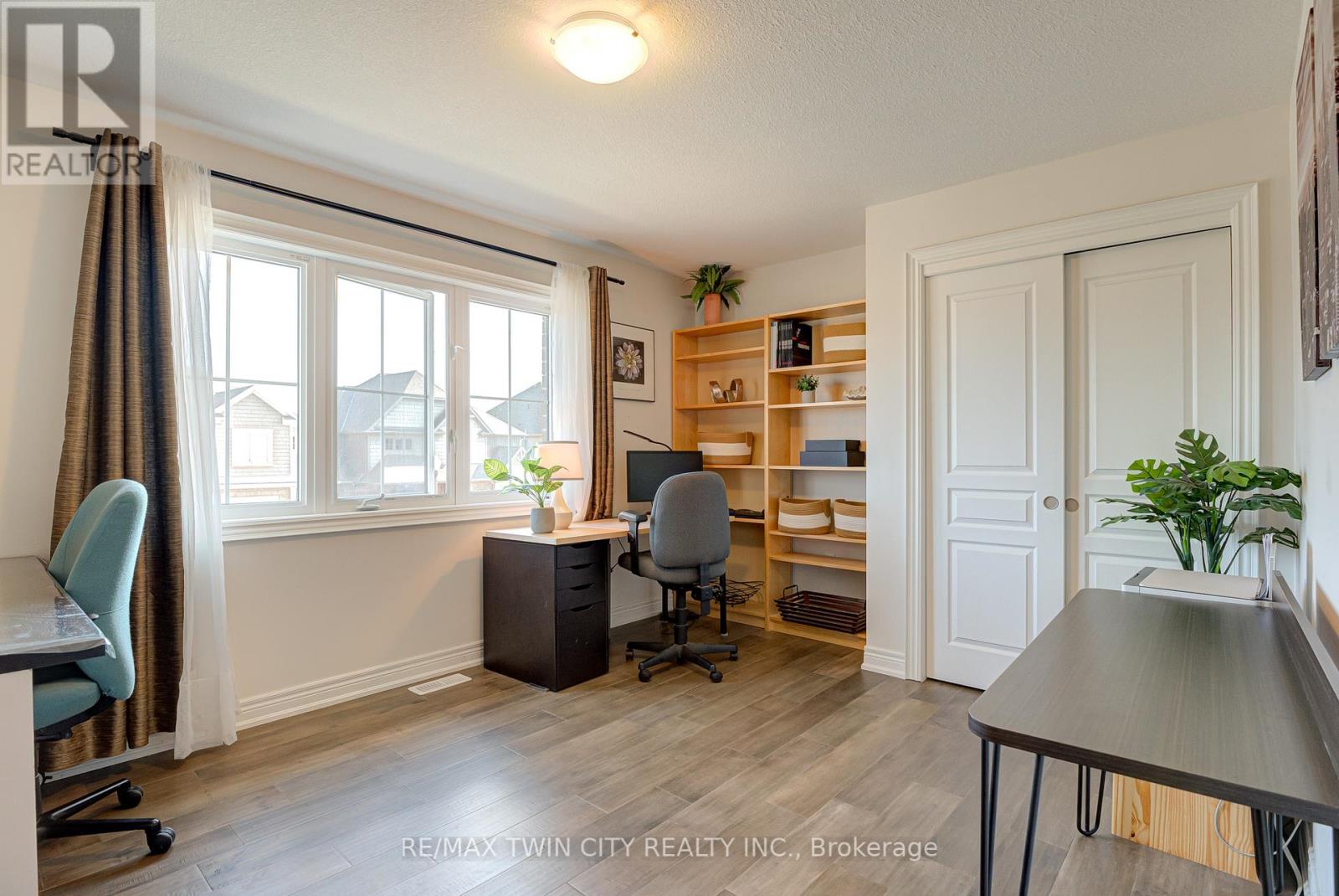 138 Eaglecrest Street, Kitchener, Ontario  N2K 0C4 - Photo 24 - X12446193