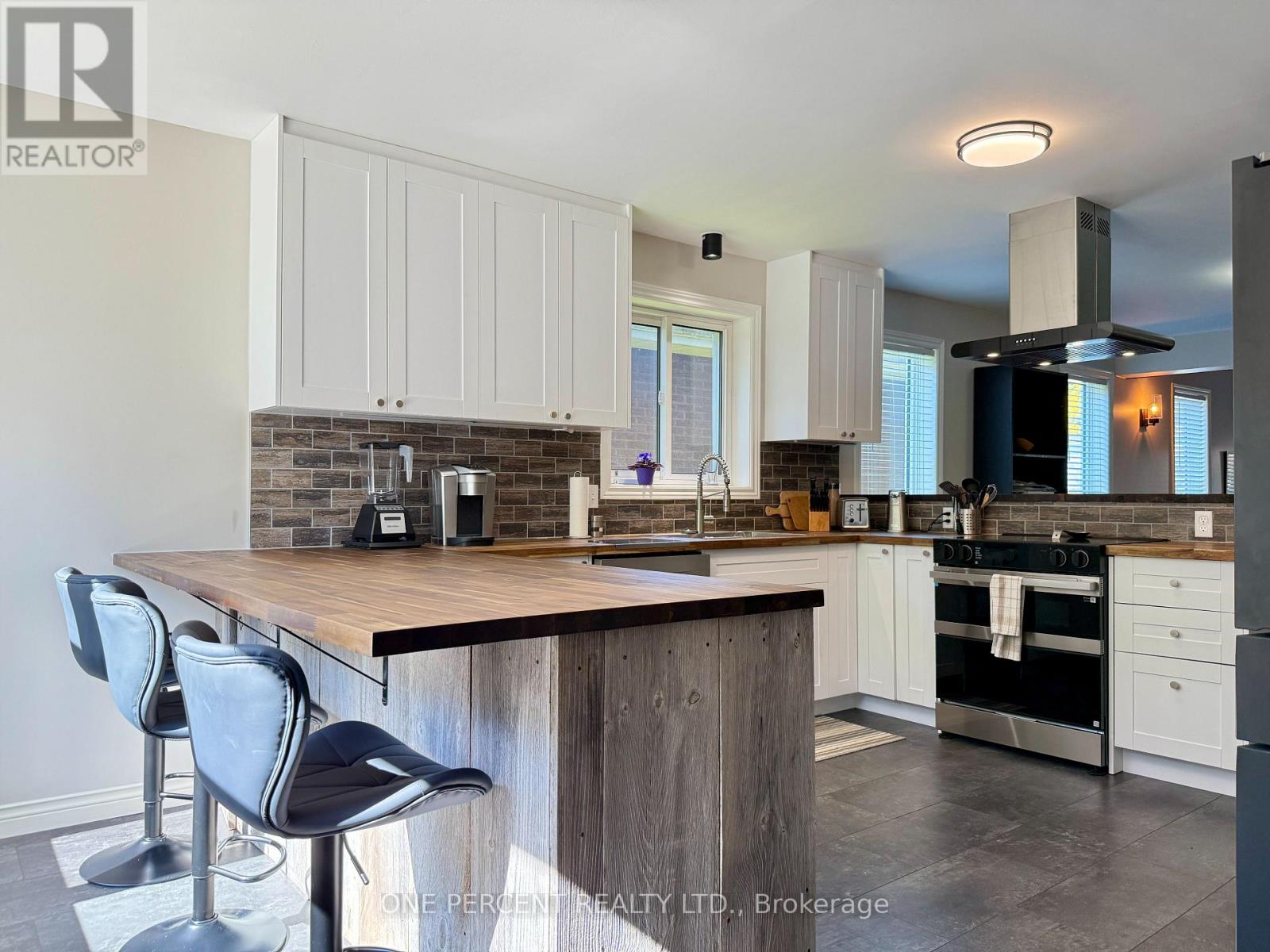 515 1 Street E, Owen Sound, Ontario  N4K 6C4 - Photo 16 - X12446197