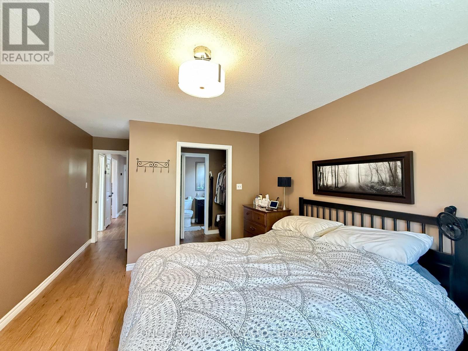 515 1 Street E, Owen Sound, Ontario  N4K 6C4 - Photo 23 - X12446197