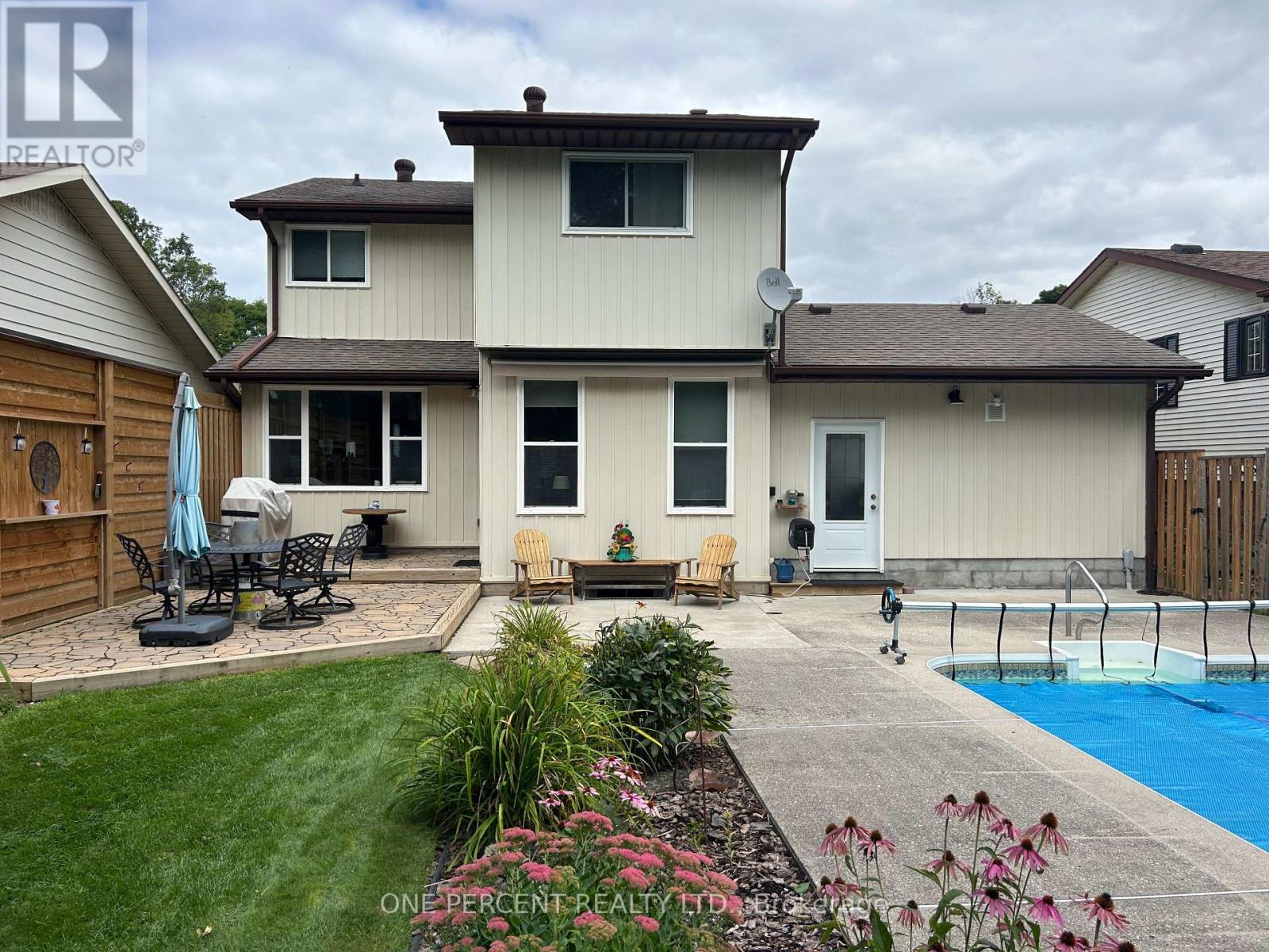 515 1 Street E, Owen Sound, Ontario  N4K 6C4 - Photo 3 - X12446197