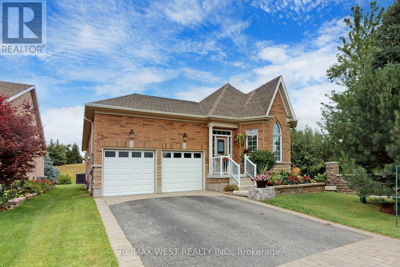 9 ABERFOYLE MILL CRESCENT, Puslinch, Ontario