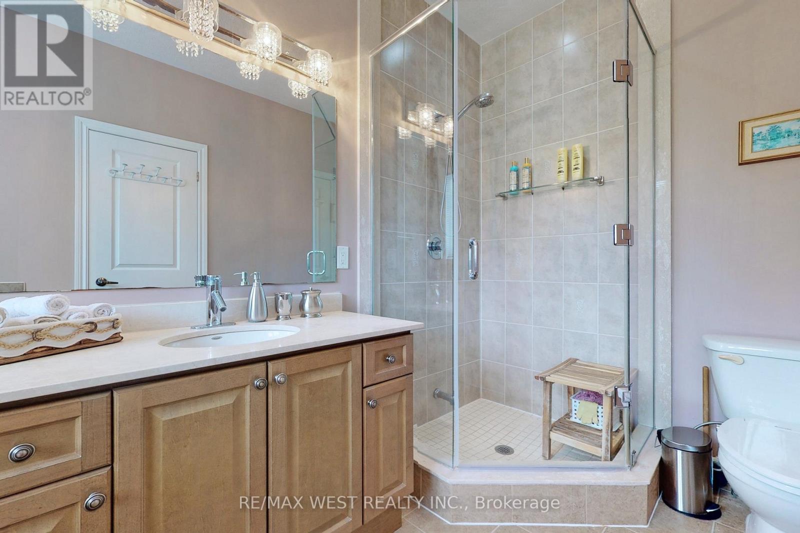 9 Aberfoyle Mill Crescent, Puslinch, Ontario  N0B 2J0 - Photo 23 - X12446215