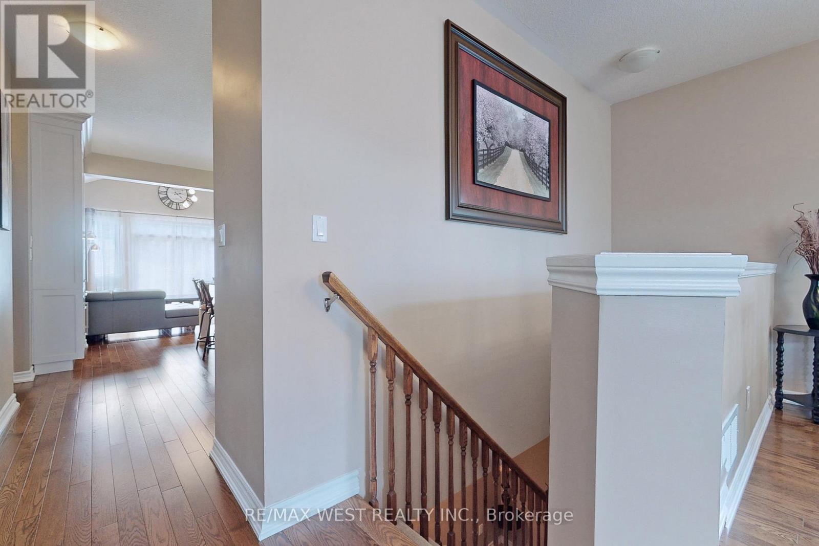 9 Aberfoyle Mill Crescent, Puslinch, Ontario  N0B 2J0 - Photo 31 - X12446215