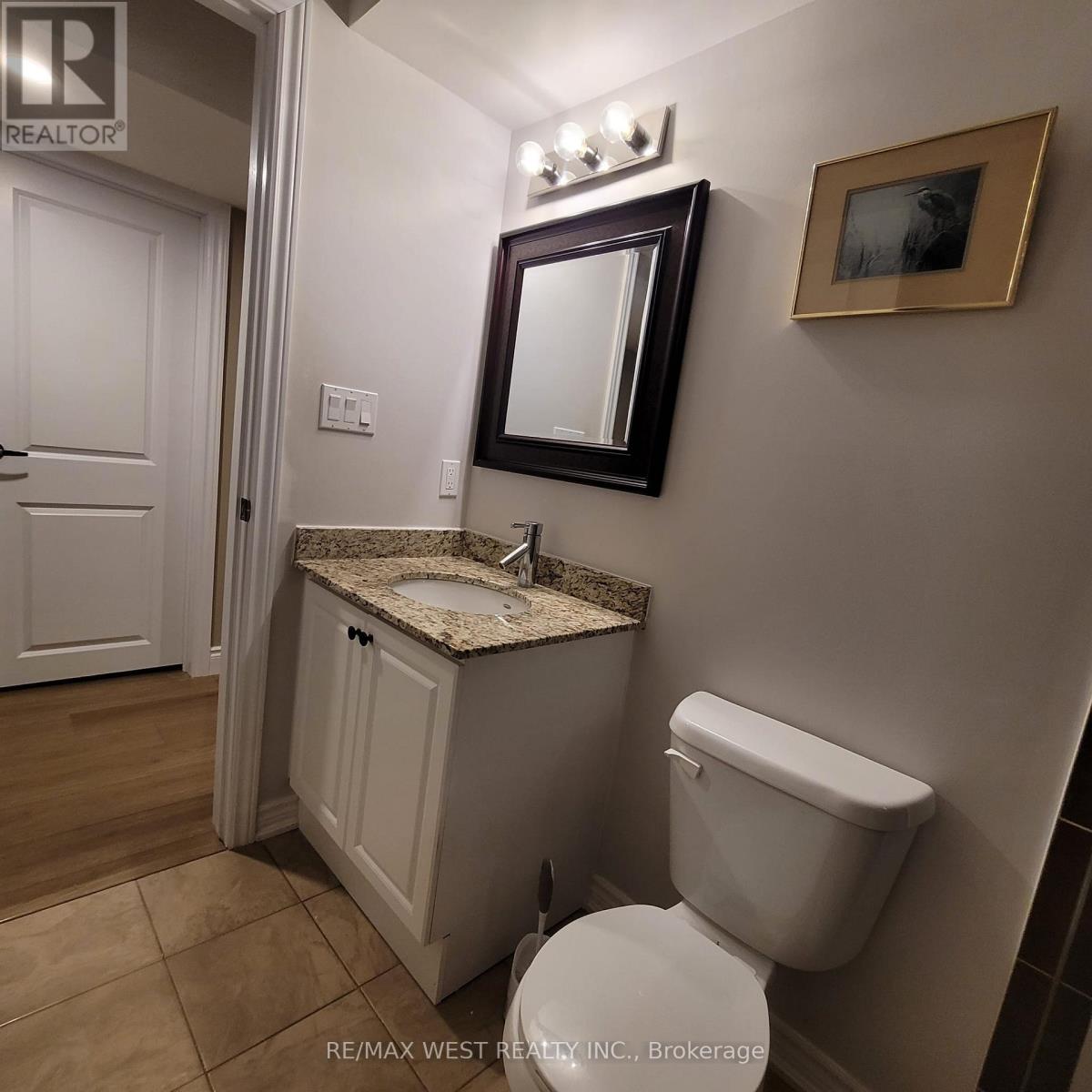9 Aberfoyle Mill Crescent, Puslinch, Ontario  N0B 2J0 - Photo 39 - X12446215