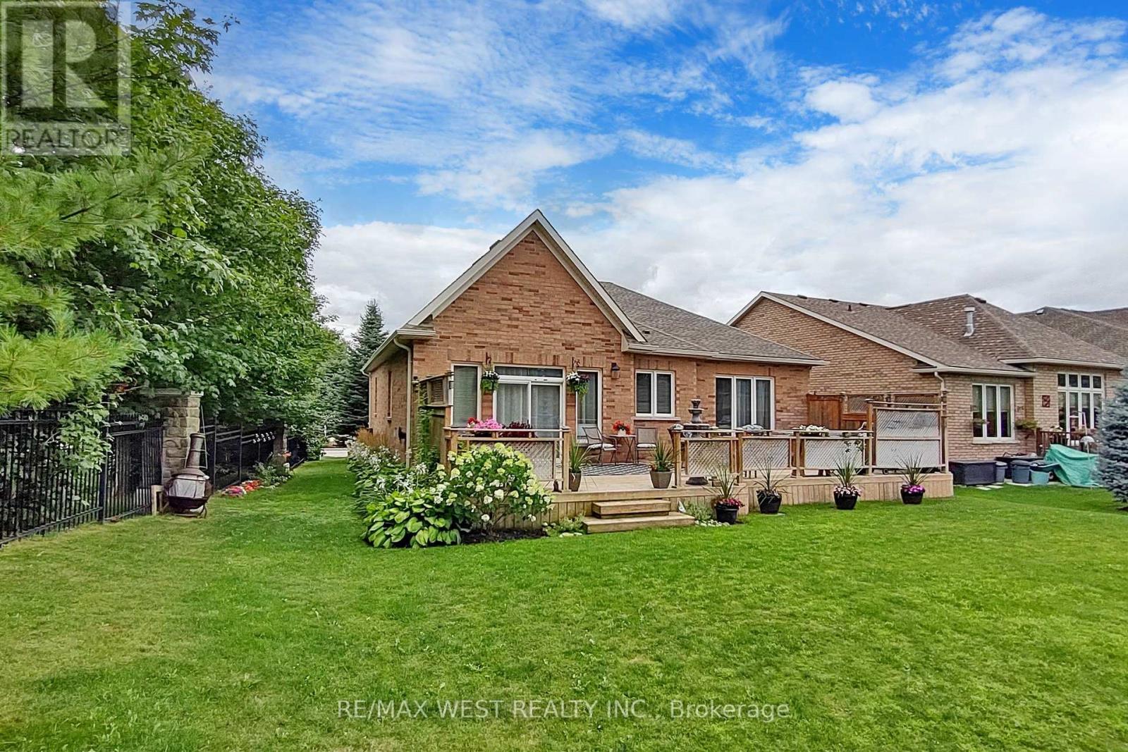9 Aberfoyle Mill Crescent, Puslinch, Ontario  N0B 2J0 - Photo 45 - X12446215
