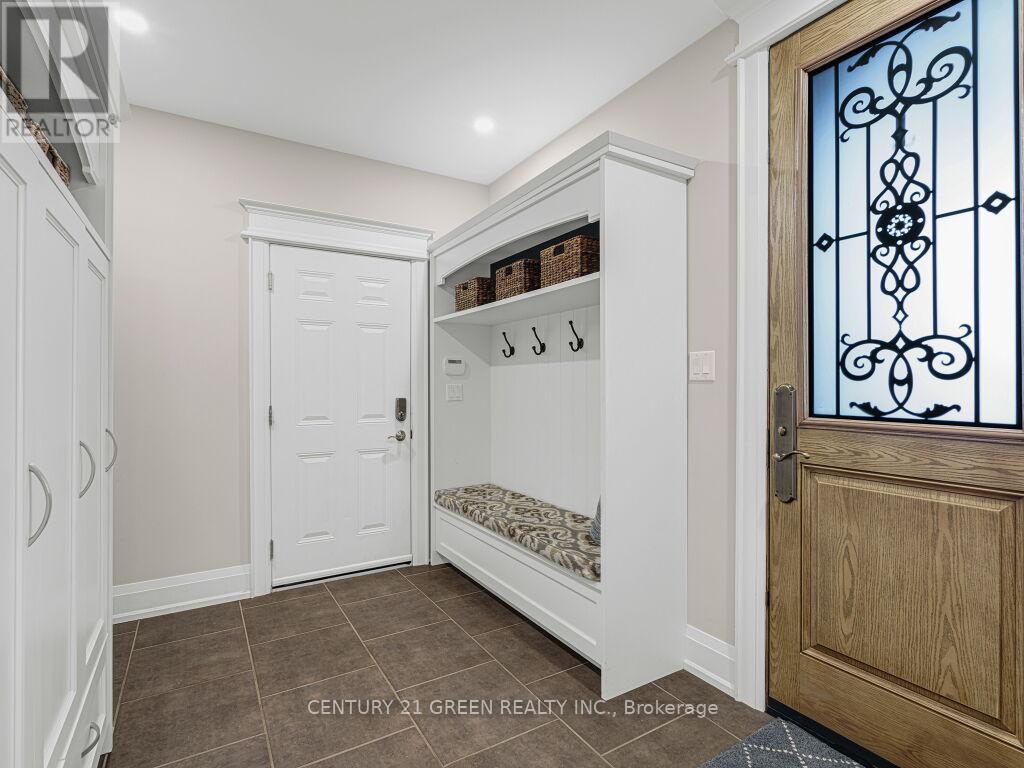 39 Brookhaven Crescent, East Garafraxa, Ontario  L9W 7M9 - Photo 18 - X12446225