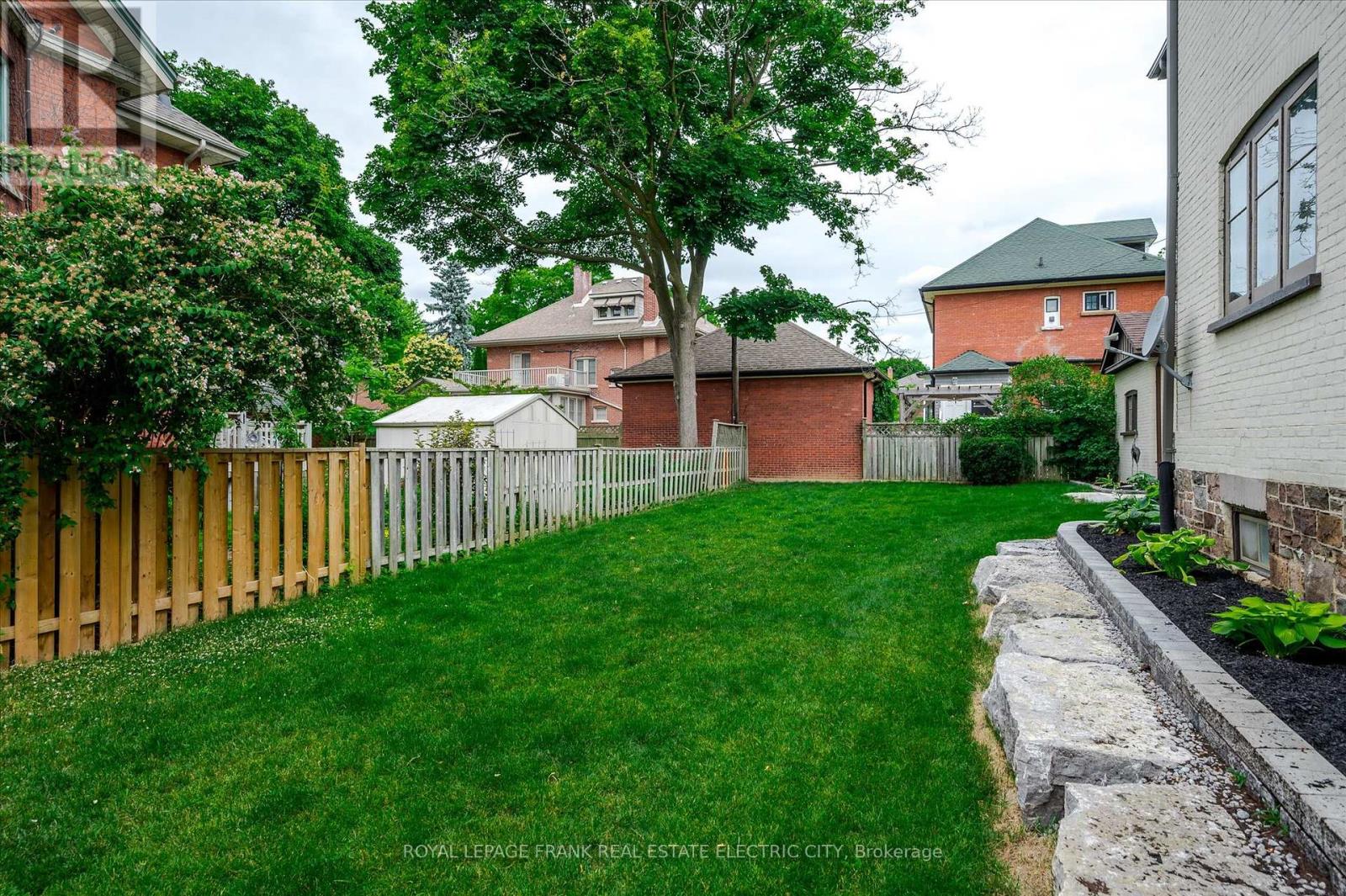 452 Hunter Street W, Peterborough, Ontario  K9H 2M8 - Photo 44 - X12423658