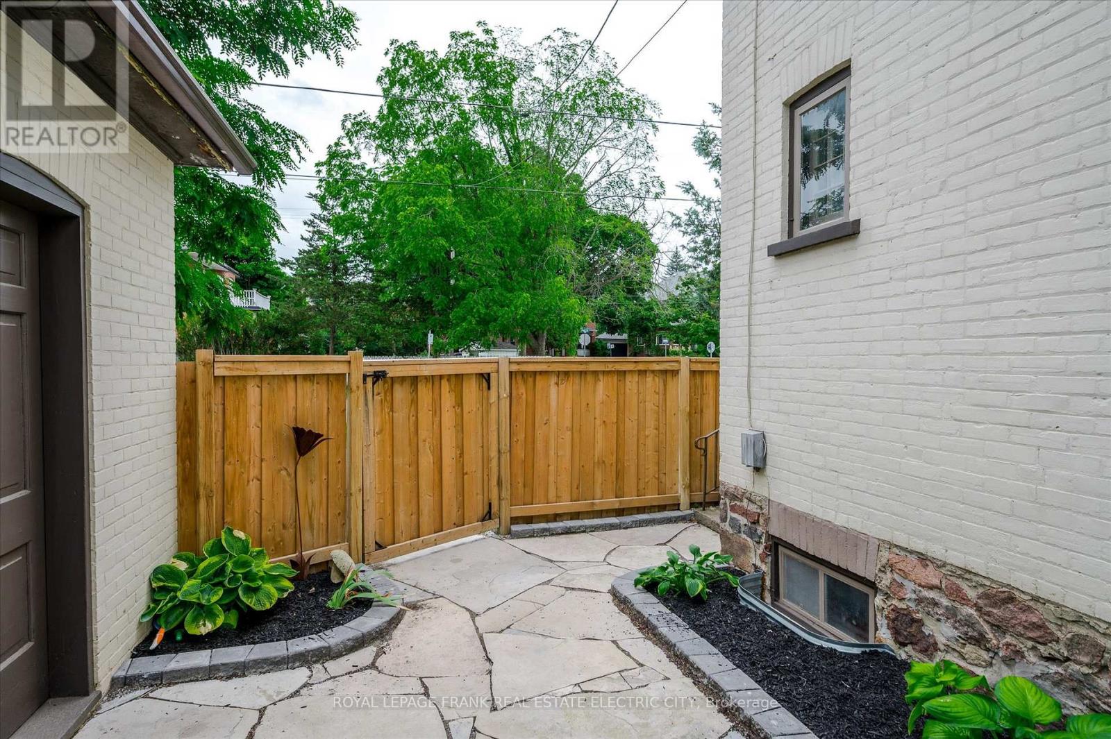 452 Hunter Street W, Peterborough, Ontario  K9H 2M8 - Photo 40 - X12423658