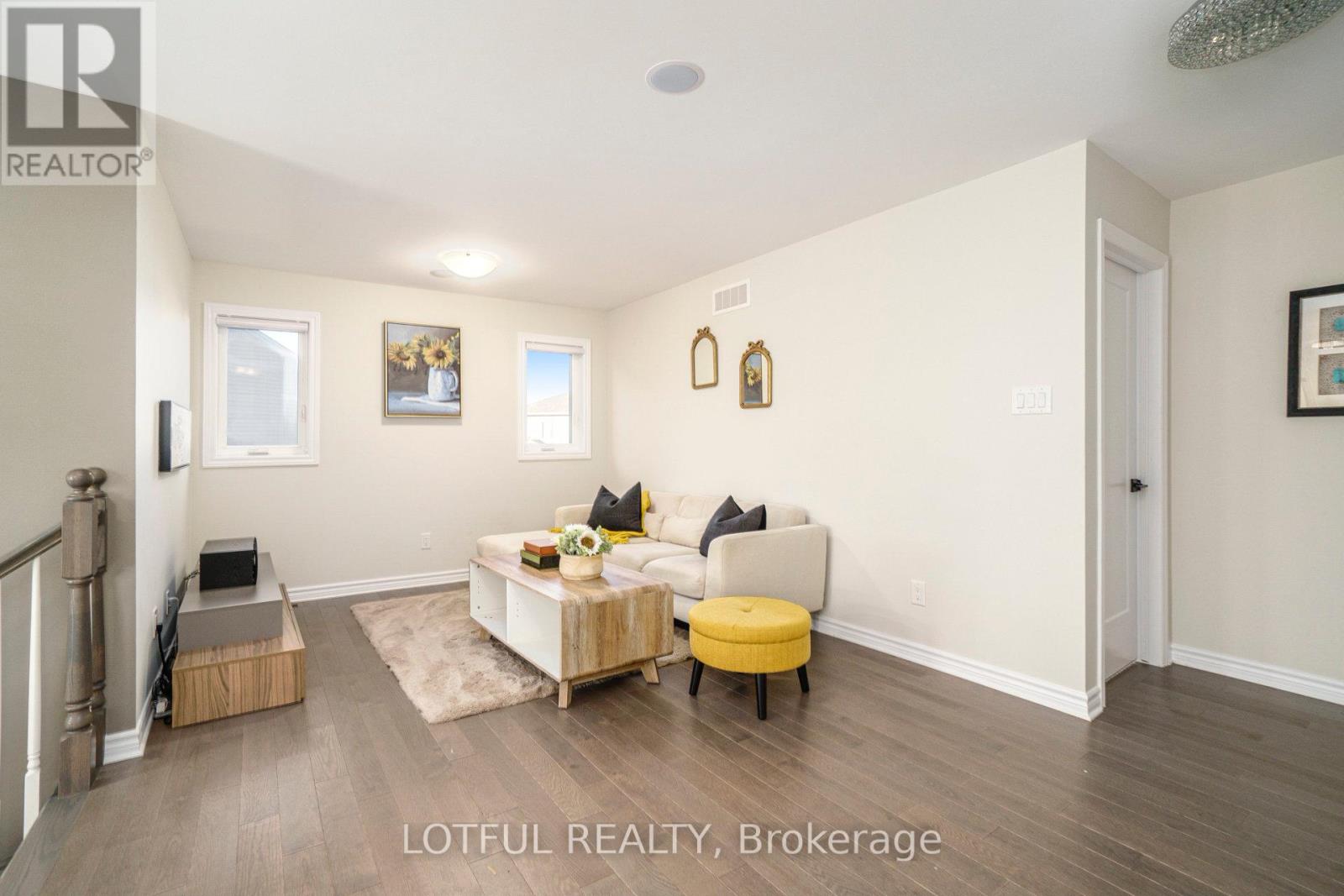 71 Aridus Crescent, Ottawa, Ontario  K2S 2L3 - Photo 14 - X12442322