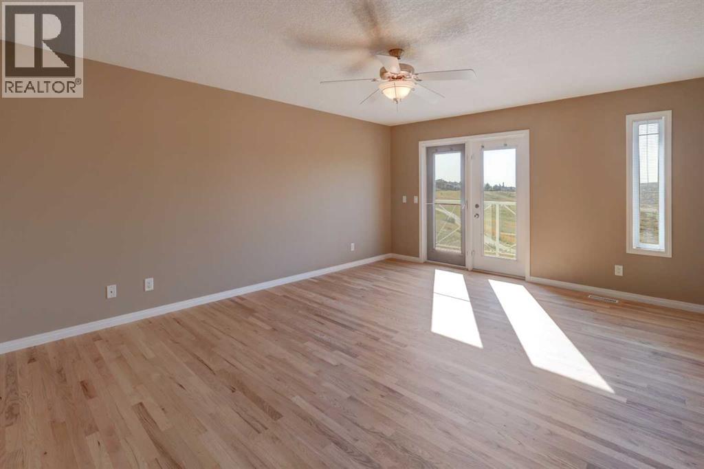 99 Hidden Creek Point Nw, Calgary, Alberta  T3A 6J7 - Photo 23 - A2257857